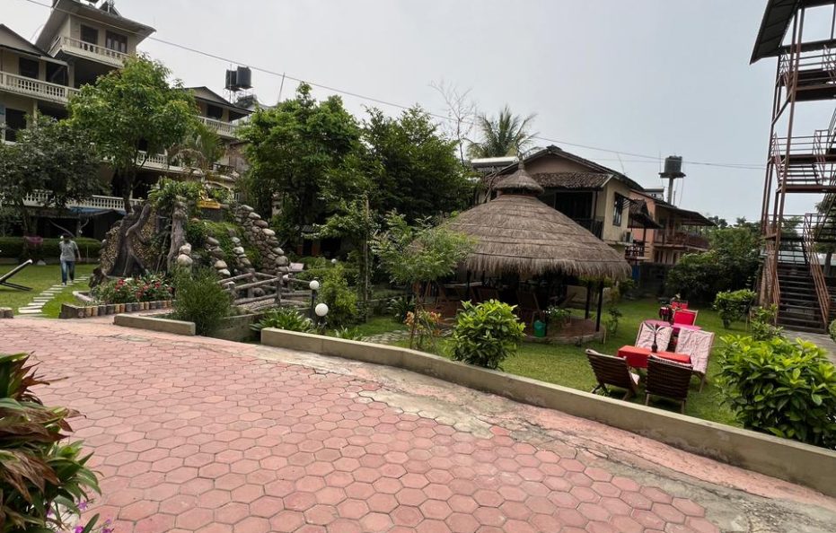 Hotel Riverside Sauraha